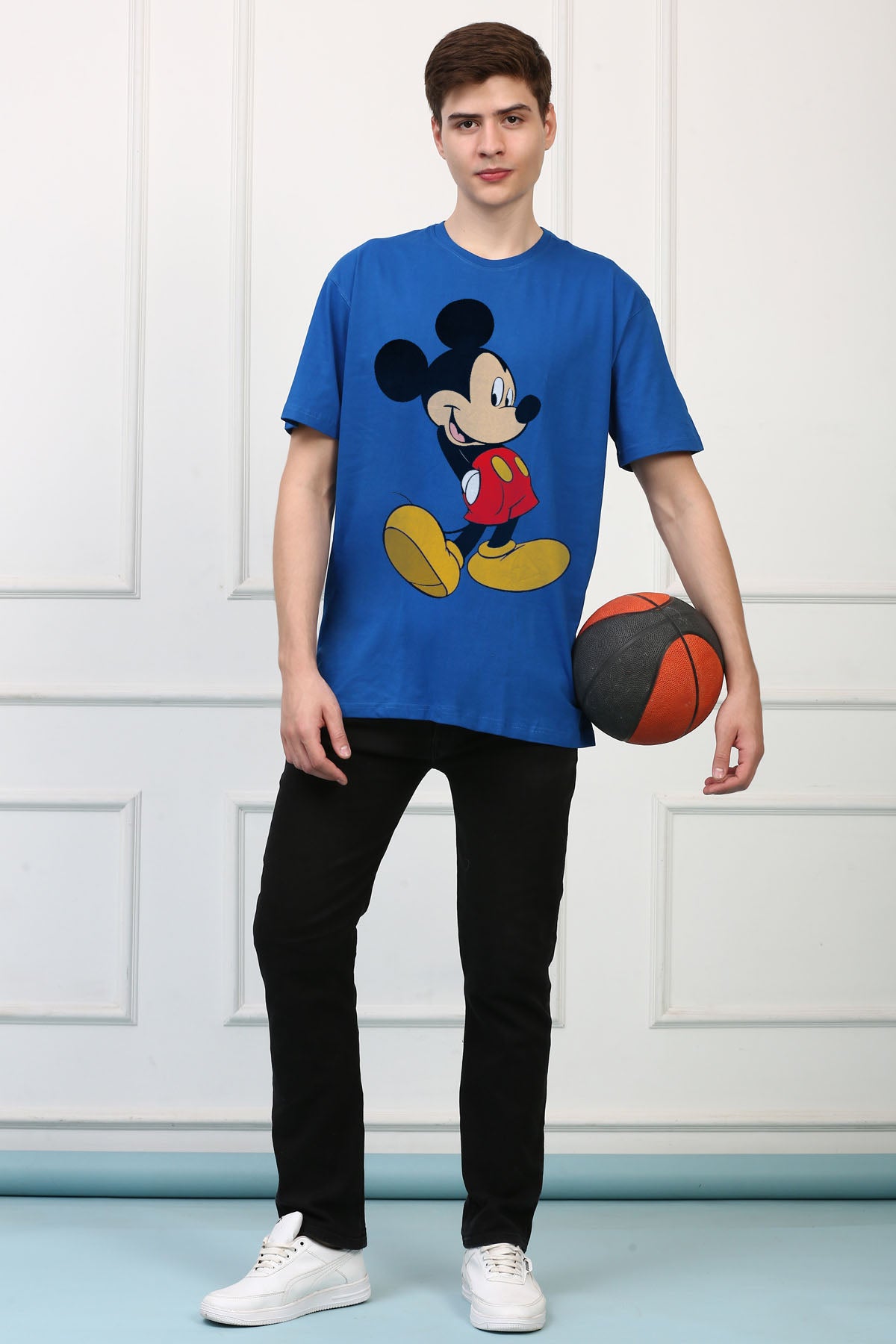 Oversized Mickey Mouse Cartoons Printed Tshirt