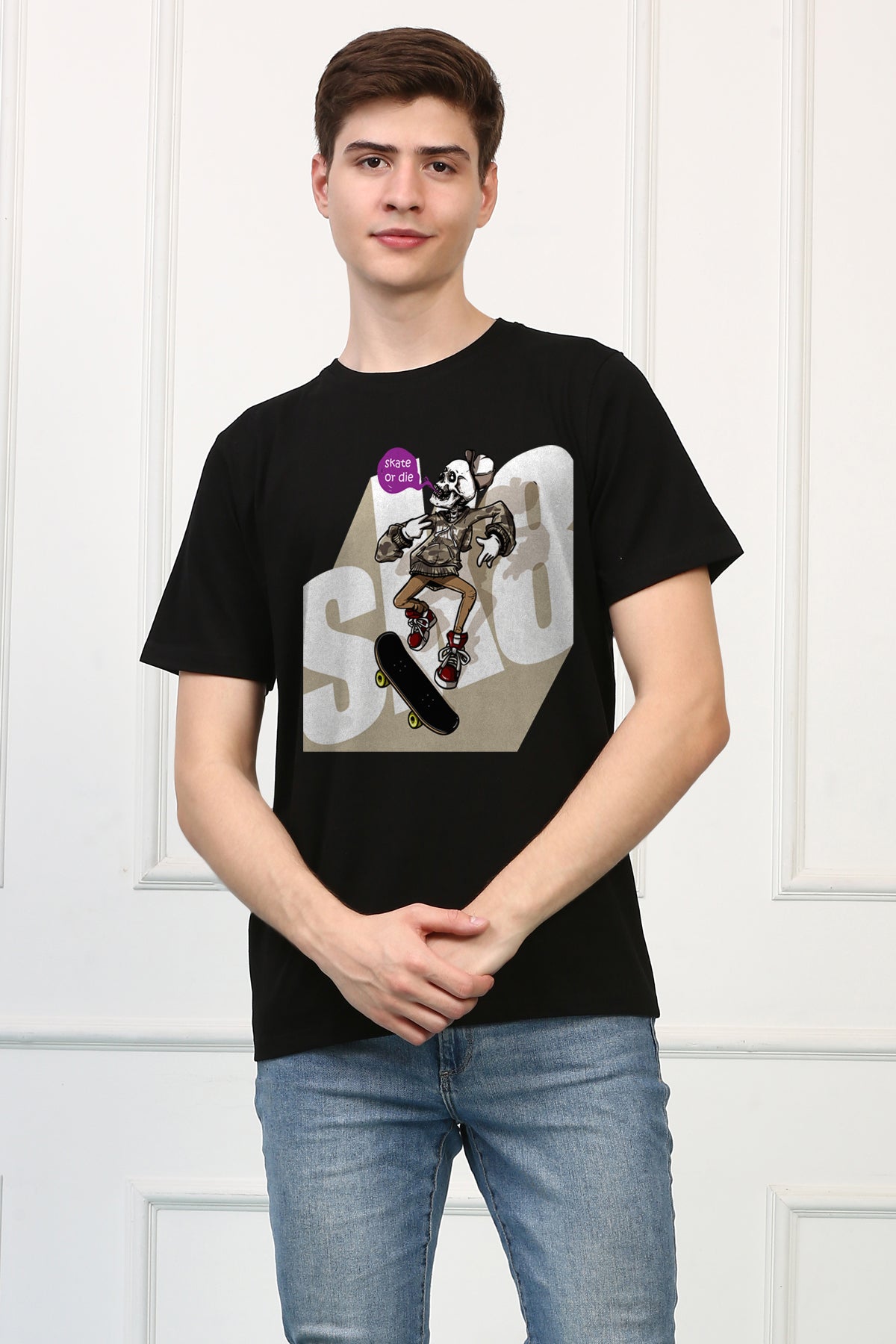 GRAFFITI Sk8 Oversized Printed TShirt